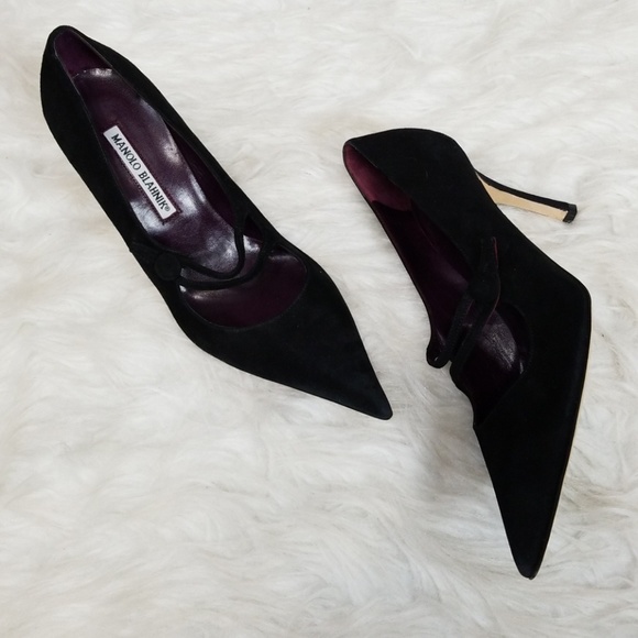 Manolo Blahnik Shoes - Manolo Blahnik black suede pointed toe pumps